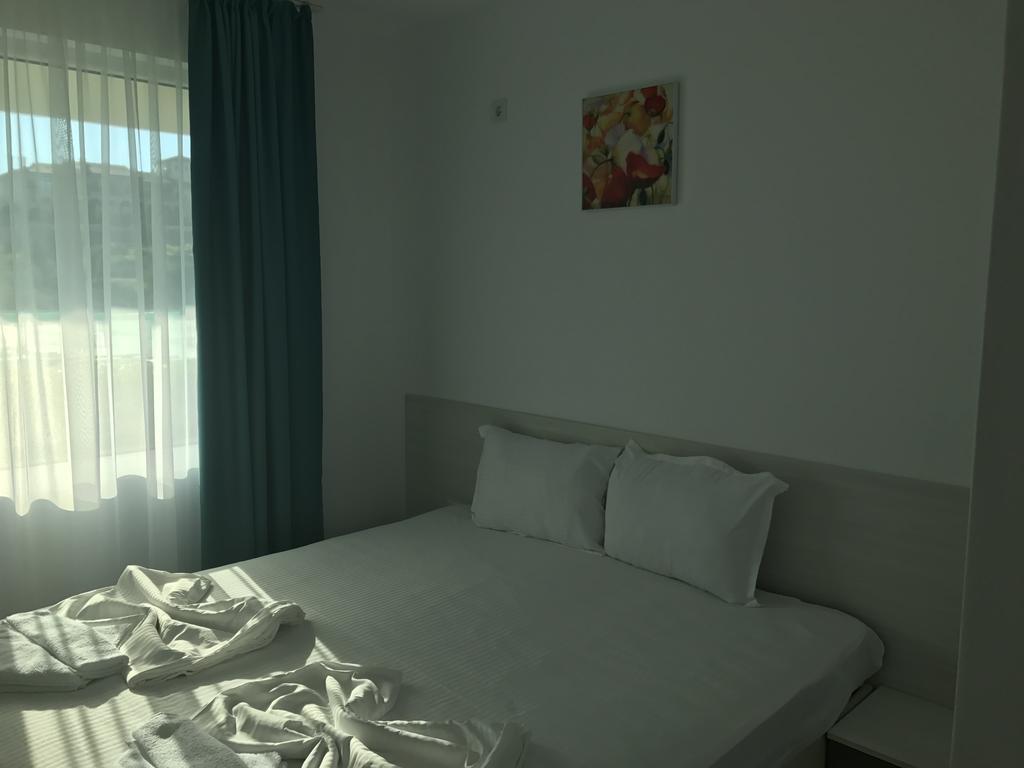 Sea Life Apartments Sinemorets Extérieur photo