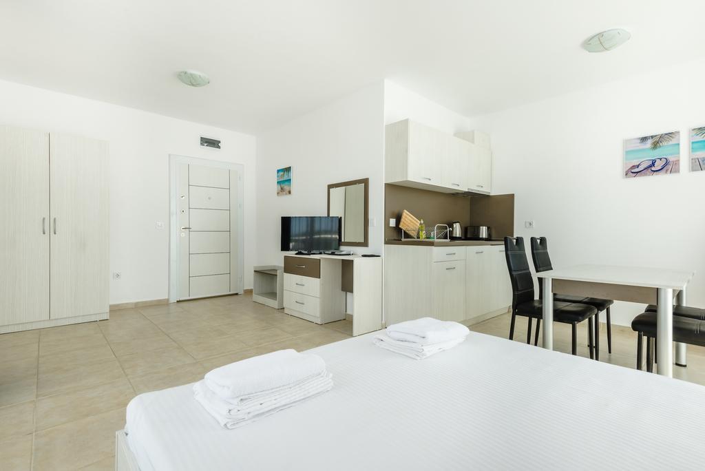 Sea Life Apartments Sinemorets Extérieur photo