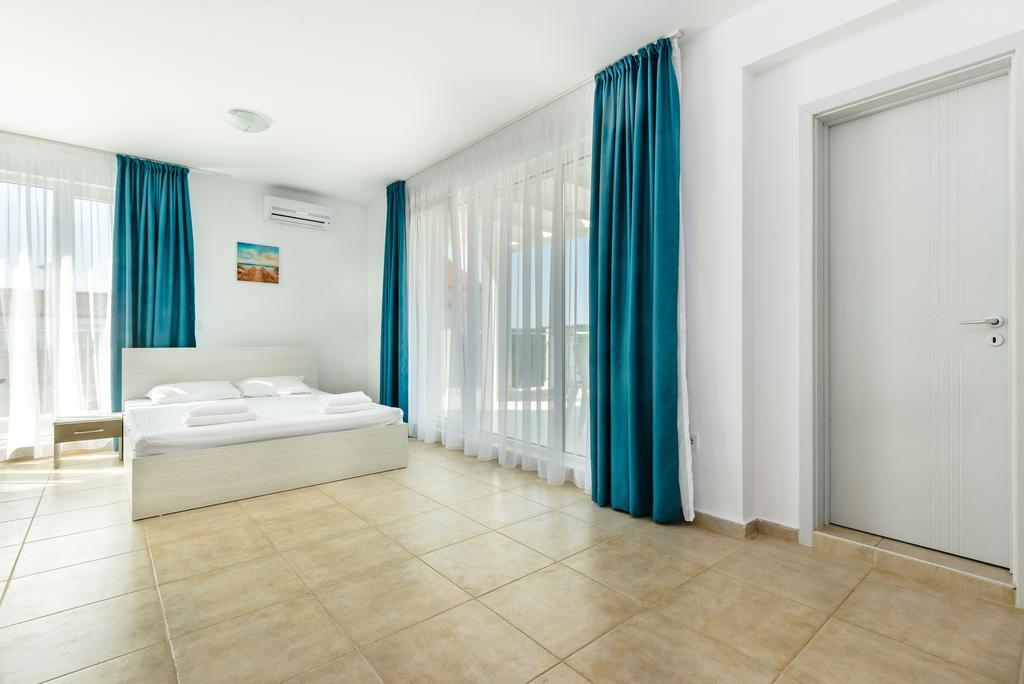 Sea Life Apartments Sinemorets Extérieur photo