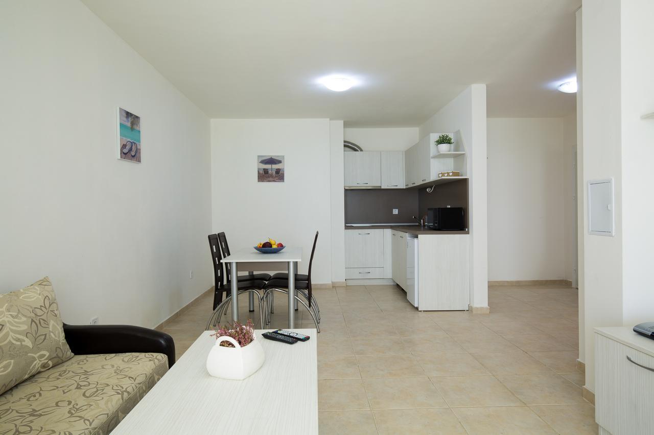 Sea Life Apartments Sinemorets Extérieur photo
