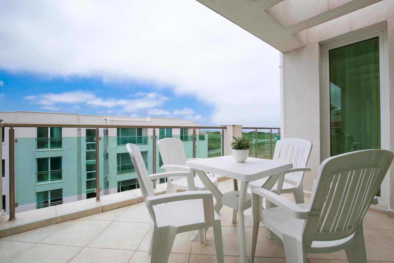 Sea Life Apartments Sinemorets Extérieur photo