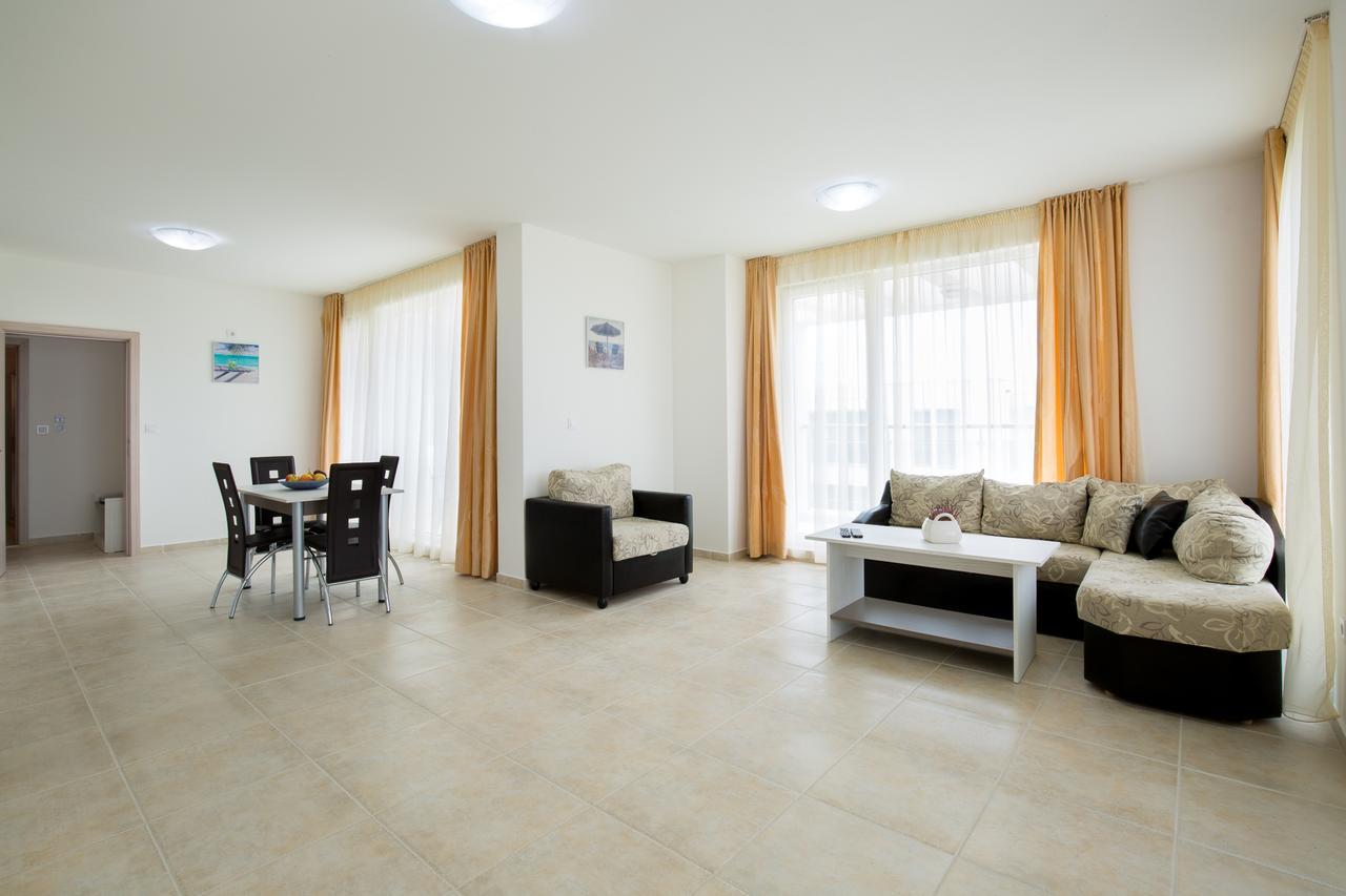 Sea Life Apartments Sinemorets Extérieur photo